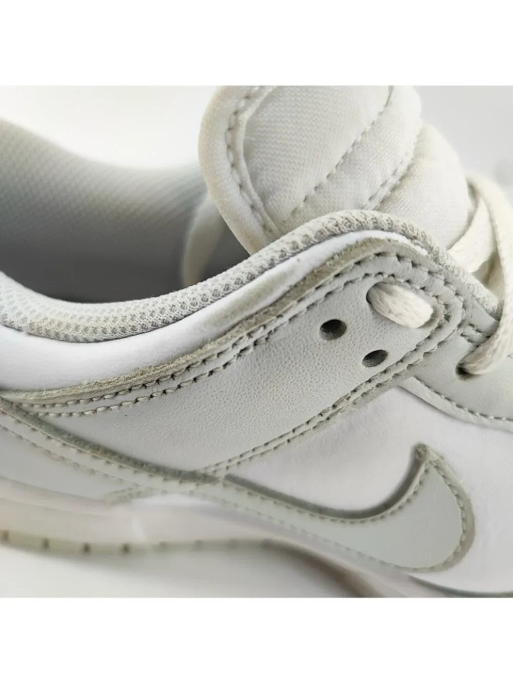 Nike Dunk Low Women's Size 8 Sneakers Leather Grey White DD1503-103